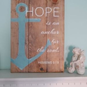 Meet your Posher, Loretta